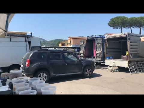 Window shopping: Sunday Market in Italian Village of Sant Agata de Goti