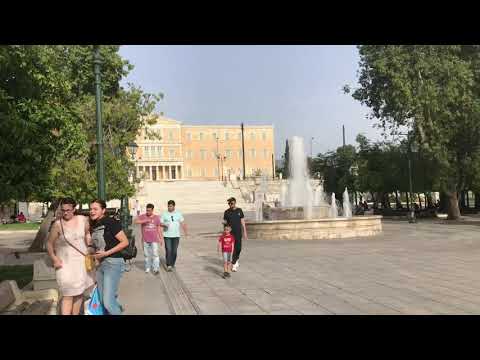 Syntagma square, fountain, Greek Parliament in Athens
